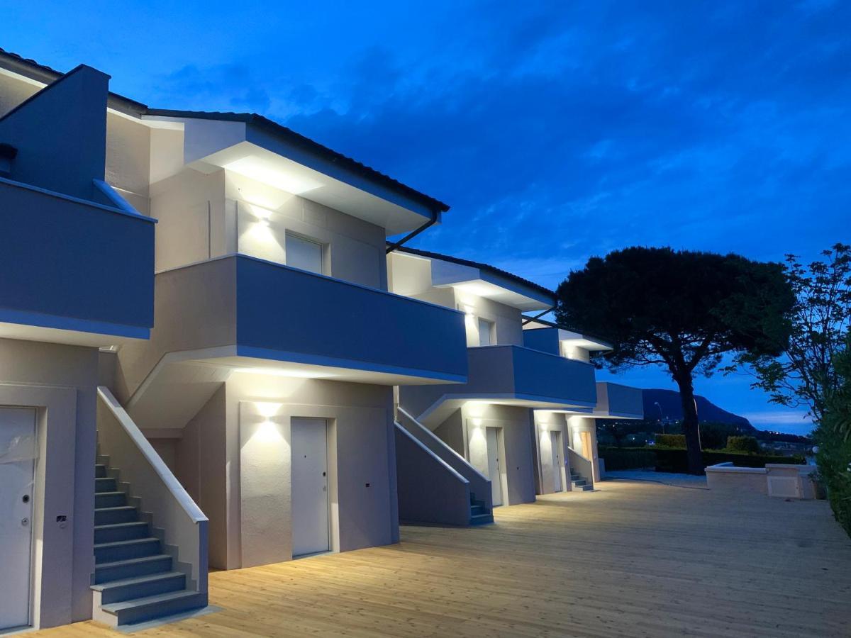 Balconi Del Conero Aparthotel Numana Exteriör bild