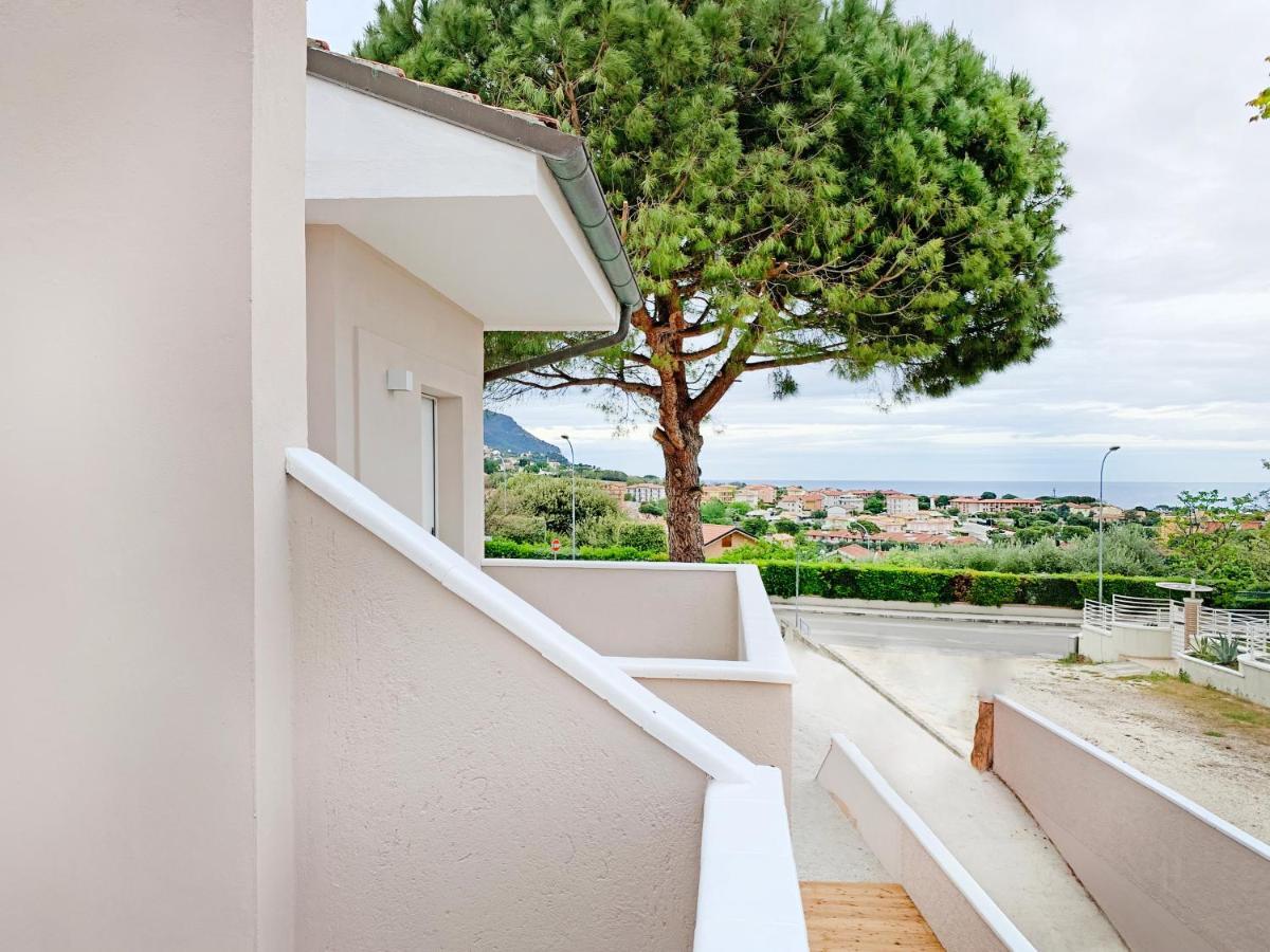 Balconi Del Conero Aparthotel Numana Exteriör bild