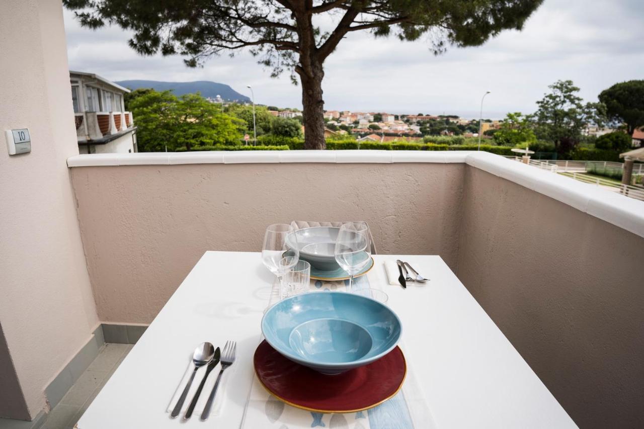 Balconi Del Conero Aparthotel Numana Exteriör bild